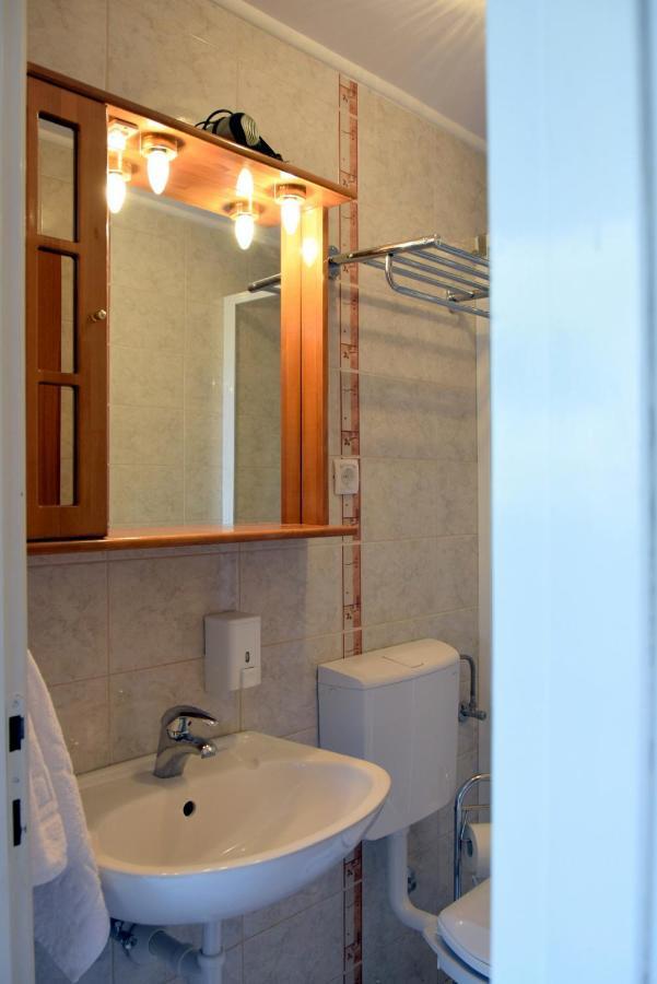 MiraMar Garden Apartment Banjol Dış mekan fotoğraf